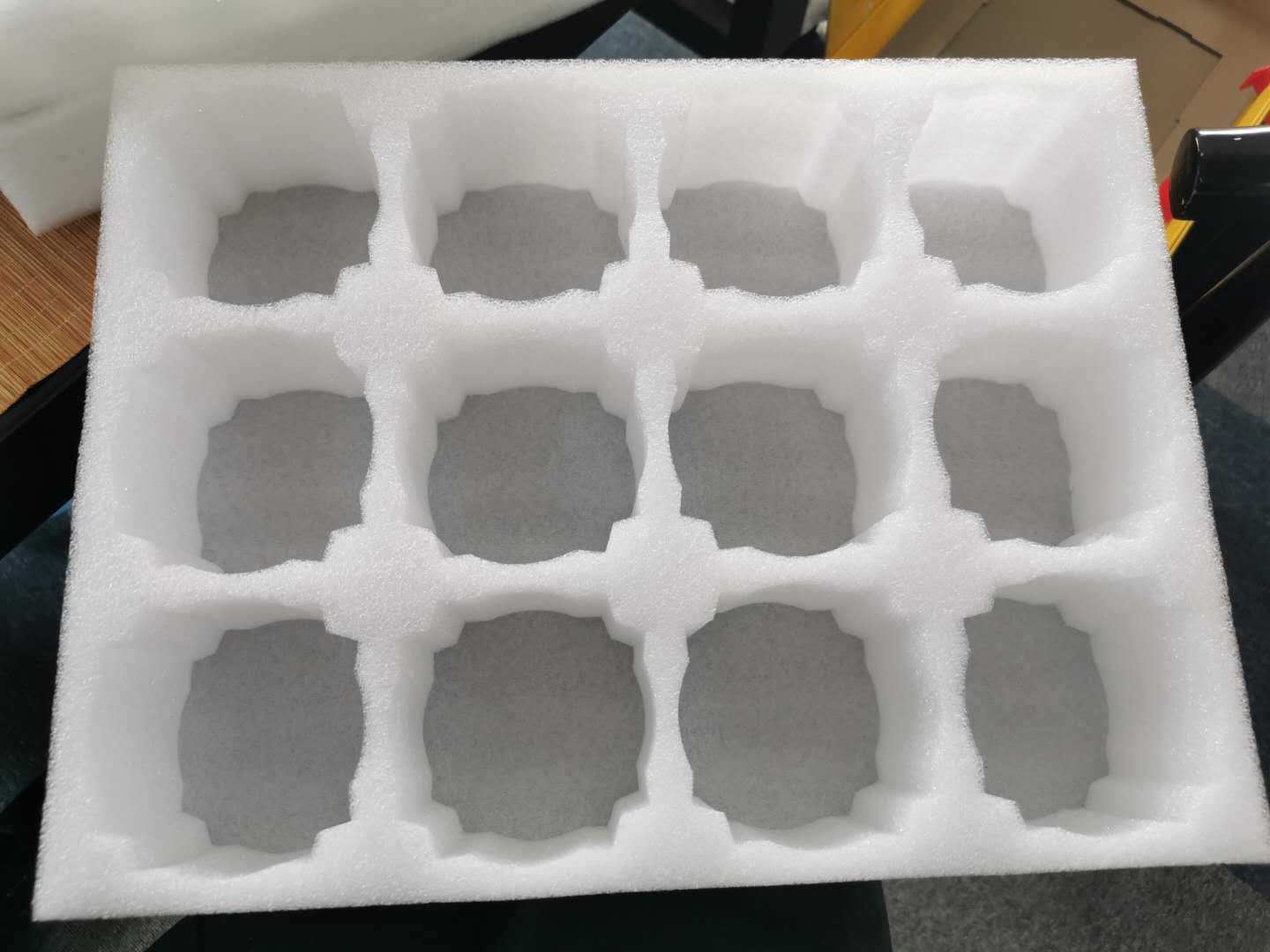 黃桃托只有防震的作用嗎？
